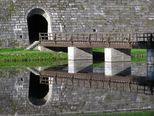 Sarremaa Bruecke Zugang zur Burg 01